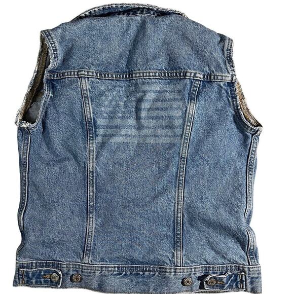 Old Navy Womens Denim Vest, Size XS, Sleeveless BLUE Wash - Picture 2 of 9